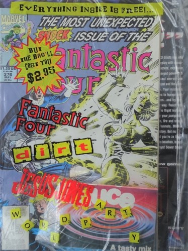 Fantastic Four (1961-2012) 376 - Factory Shrink Wrapped Dirt Magazine Jesus Jones Cassette, SC+Bijlage (Marvel)